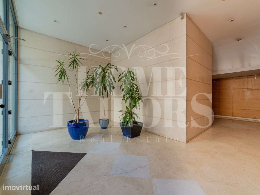 T2 em Campo de Ourique com BOX para 2 viaturas-22