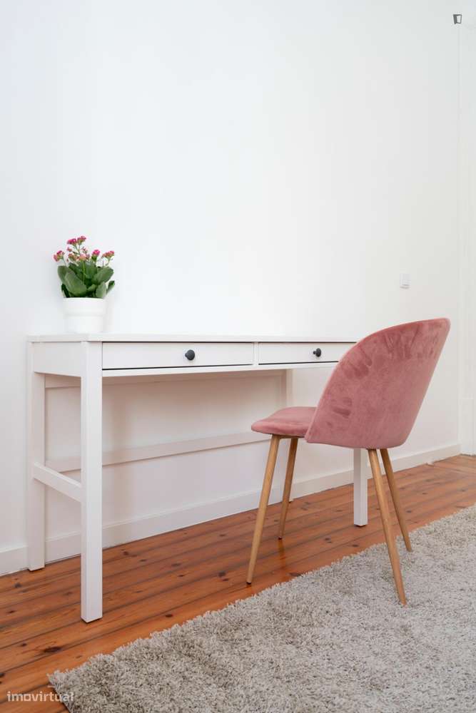 Quarto - localizado em Entrecampos Lisbon - Grande imagem: 4/9