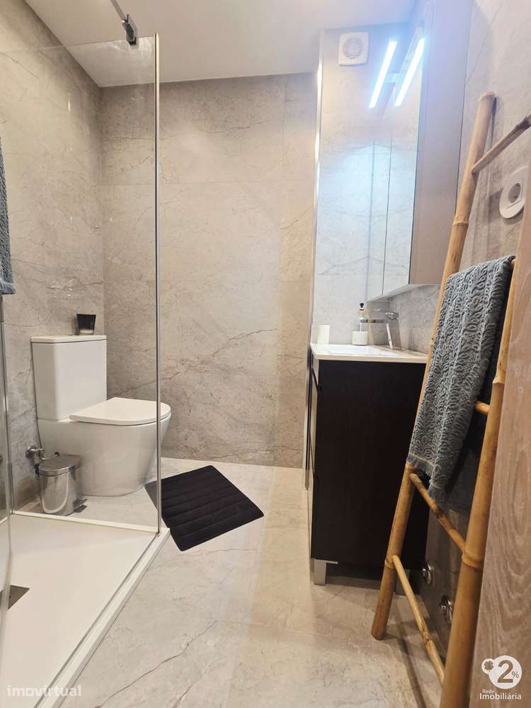 Apartamento T4 com terraço em Rio Tinto-25