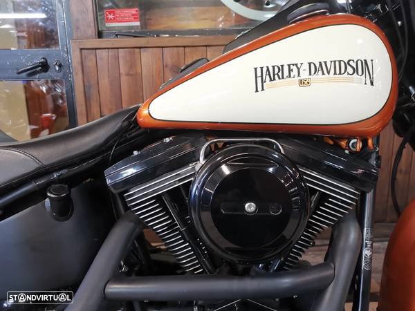 Harley-Davidson FLSTC Softail Heritage Classic - 2