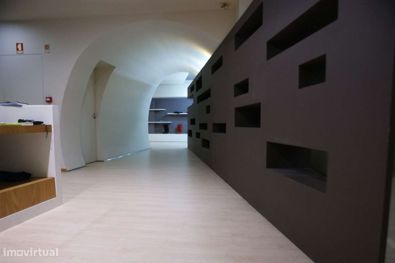 Loja  Venda em Caldelas,Guimarães - Grande imagem: 5/7