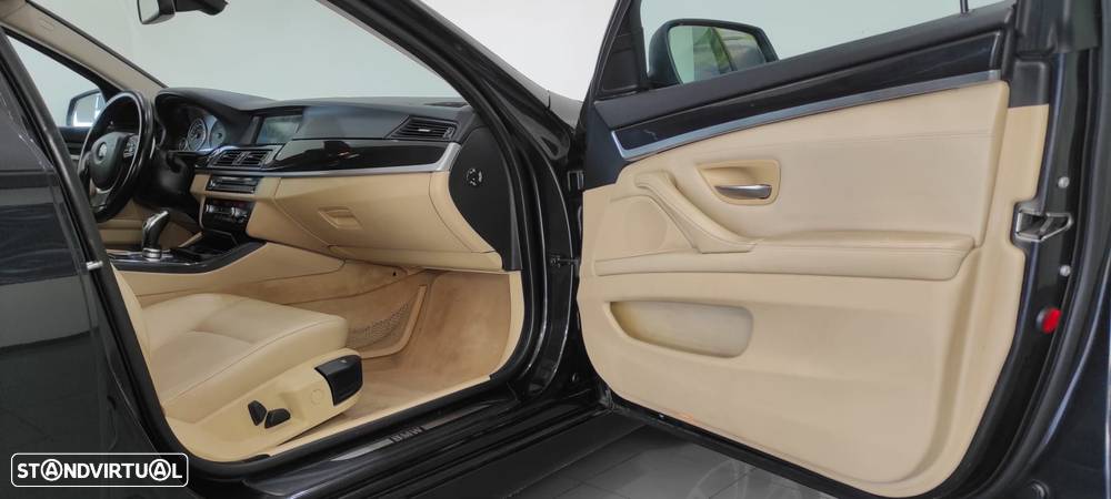 BMW 520 d Auto - 23