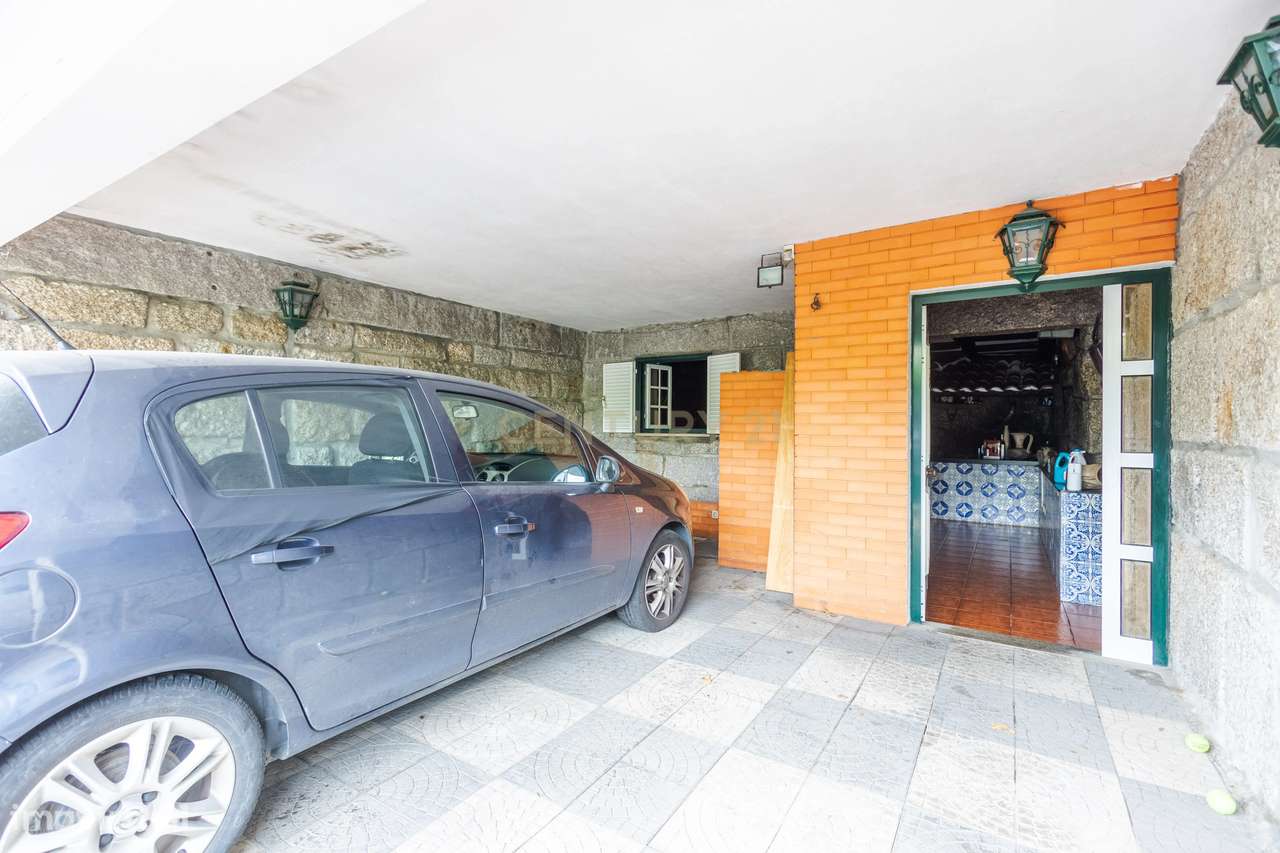 Moradia em Pedra | A 2 Minutos do Centro de Penafiel-24