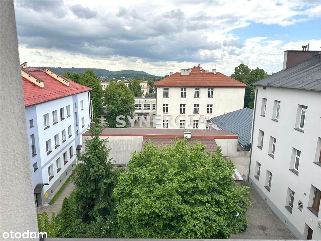 Duża kawalerka w centrum miasta-5