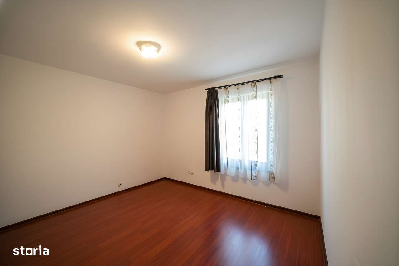 Casă Individuală P+1+M, 9 camere, 595 mp teren (zona Aradului)-16