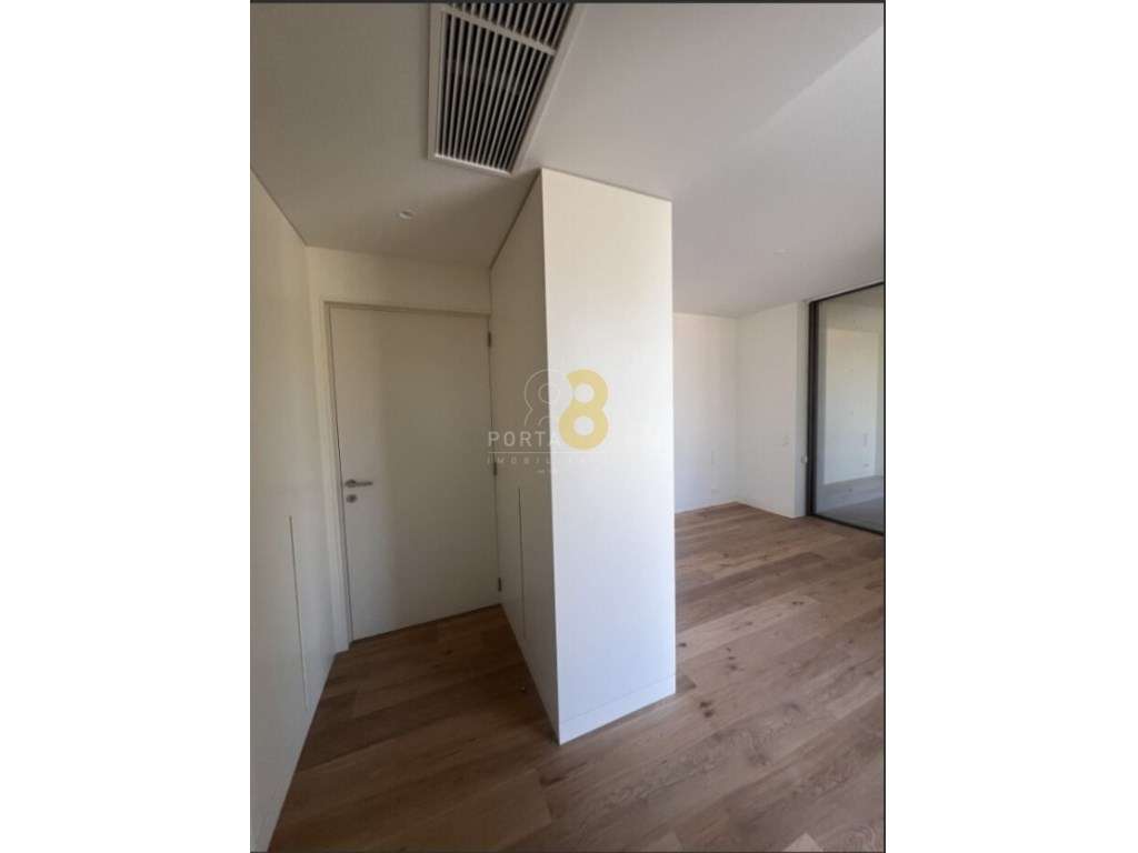 Apartamento T2 com vistas de rio e mar inalteráveis-13