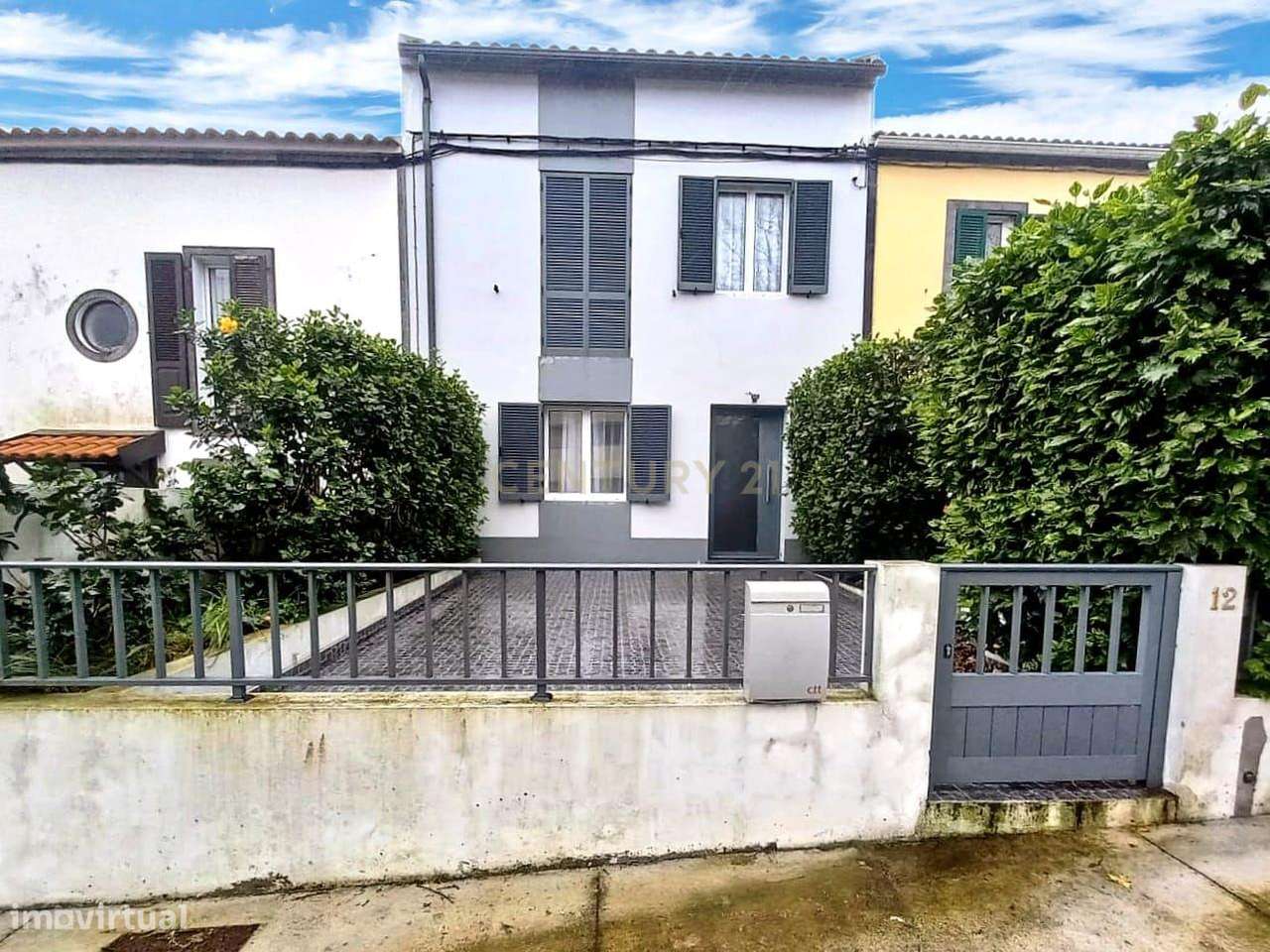 Excelente Moradia T3 na Freguesia de São Pedro – Ponta Delgada - Grande imagem: 3/24