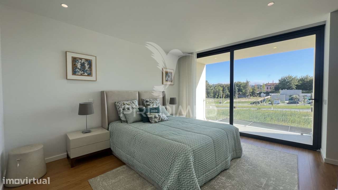 MORADIA T3 NOVA_PALMEIRA, BRAGA - Grande imagem: 2/35