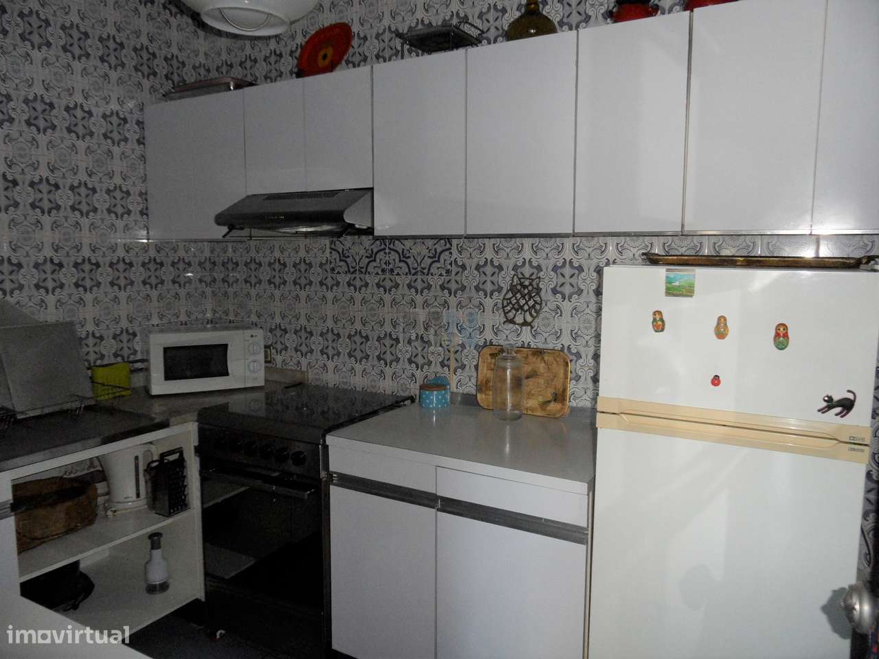 Apartamento T2 com Áreas Generosas e Varanda em Celas-3