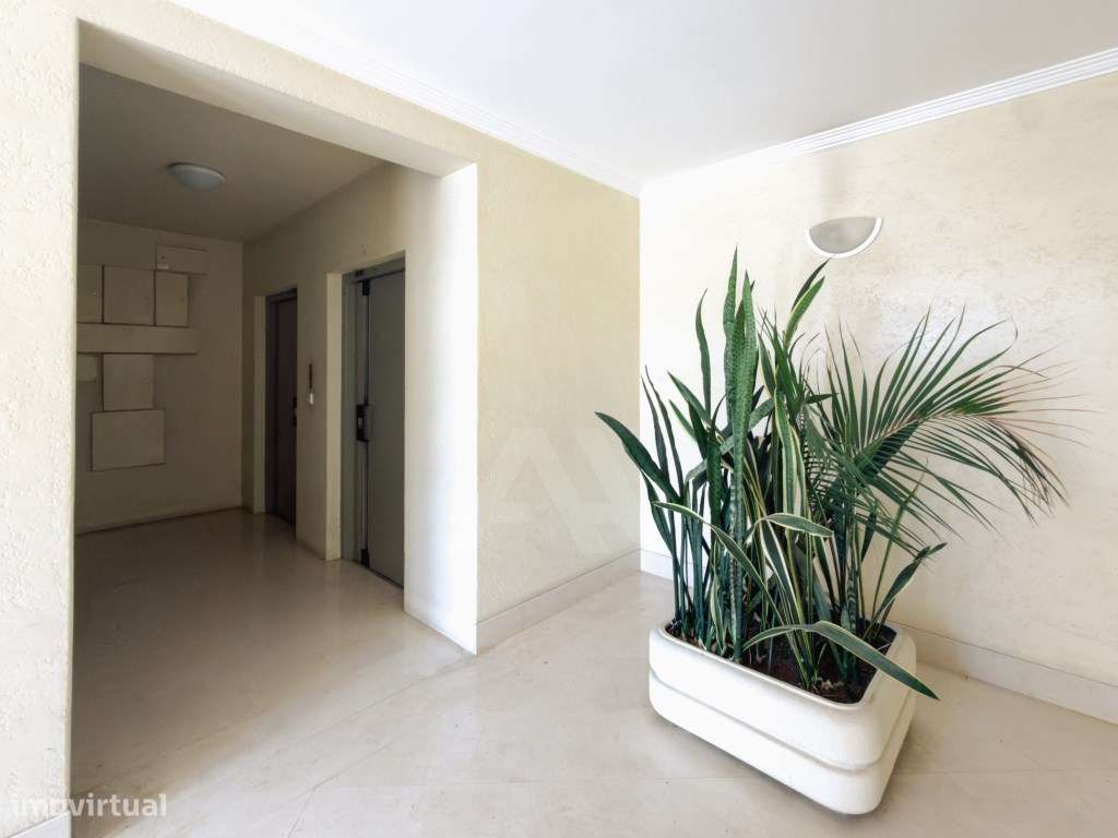 Apartamento T2 em Cascais com Vista para a Baía-30