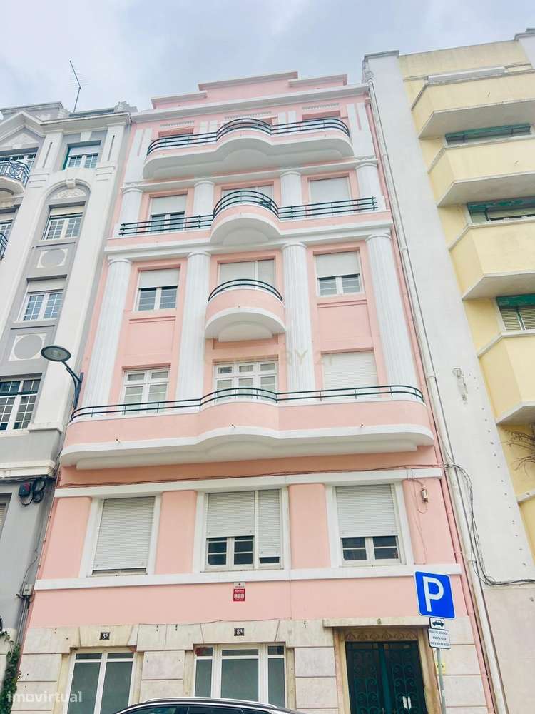 T3  (5 ass.) com terraço, elevador e arrecadação - Rua do Zaire - Grande imagem: 5/43