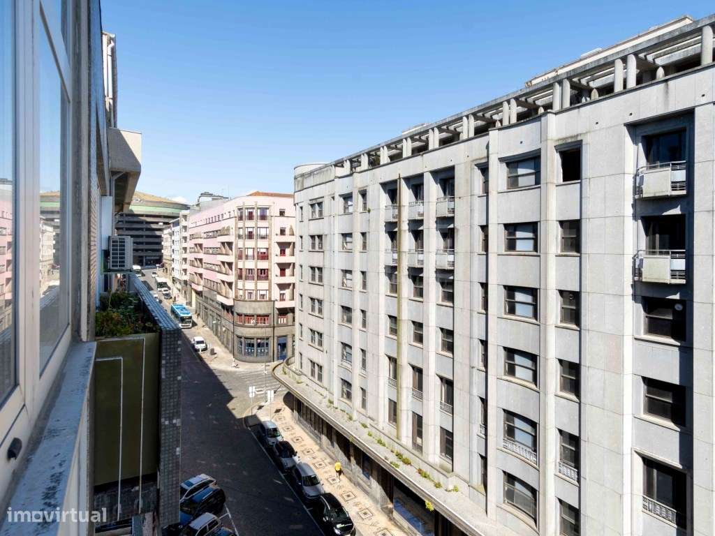 Apartamento T0 Equipado e Mobilado na baixa do Porto-16