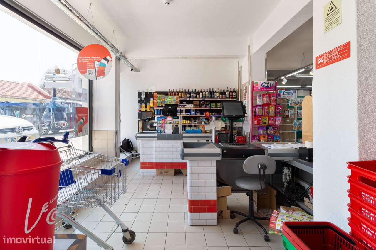 Oportunidade Imperdível, Espaço Comercial no Centro de Corroios, pront - Grande imagem: 2/18