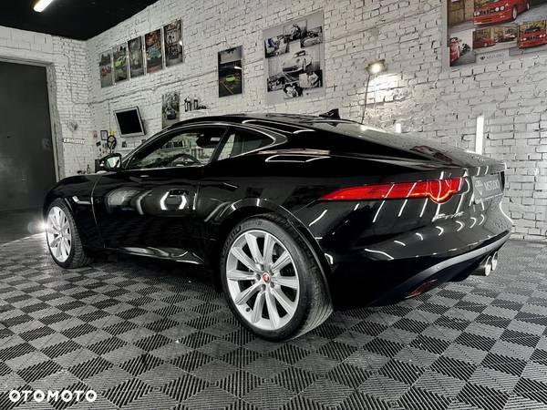 Jaguar F-Type Coupe - 3