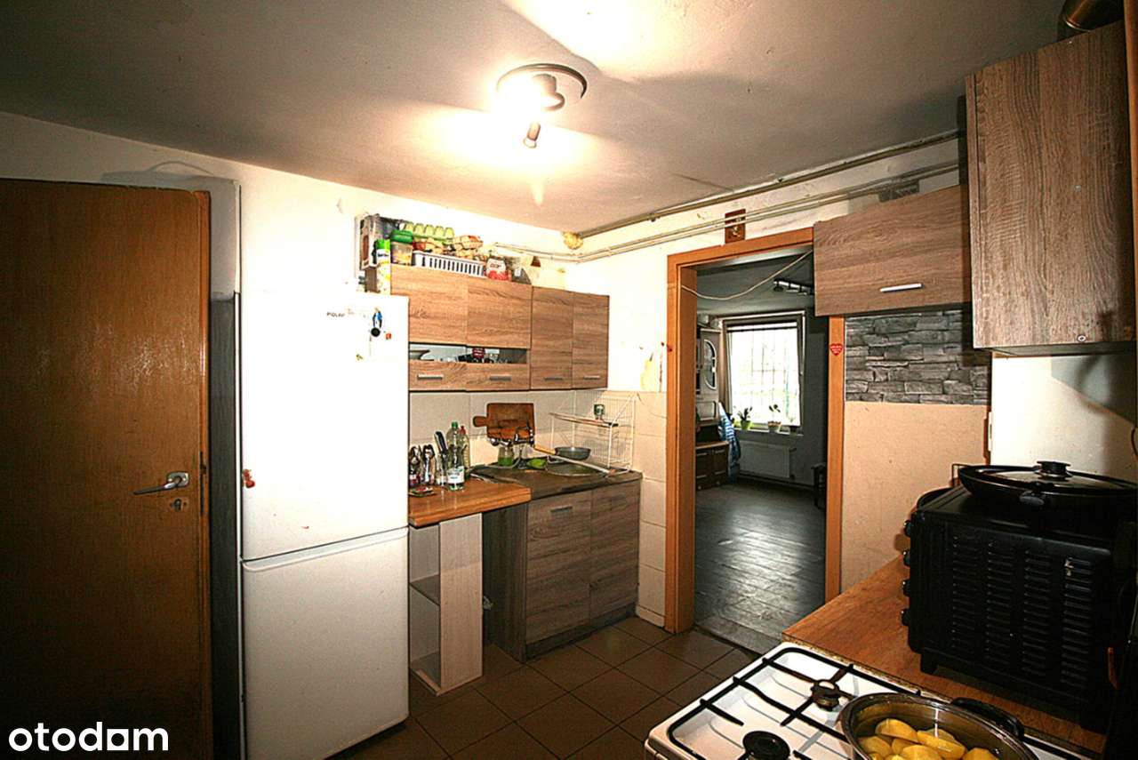 ##Mieszkanie 2 pokoje##Bierutowska##42,6 m kw##Do remontu##Zieleń##-3