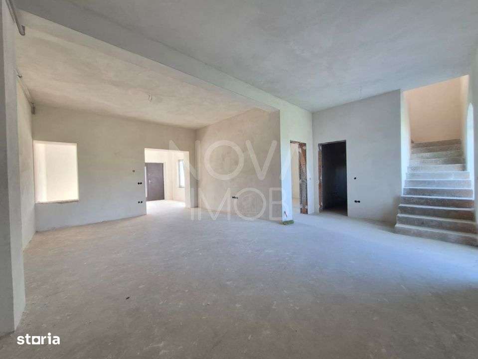 Casa generoasa cu 5 camere, 2 bai, dressing si parcare – Sura Mica-12