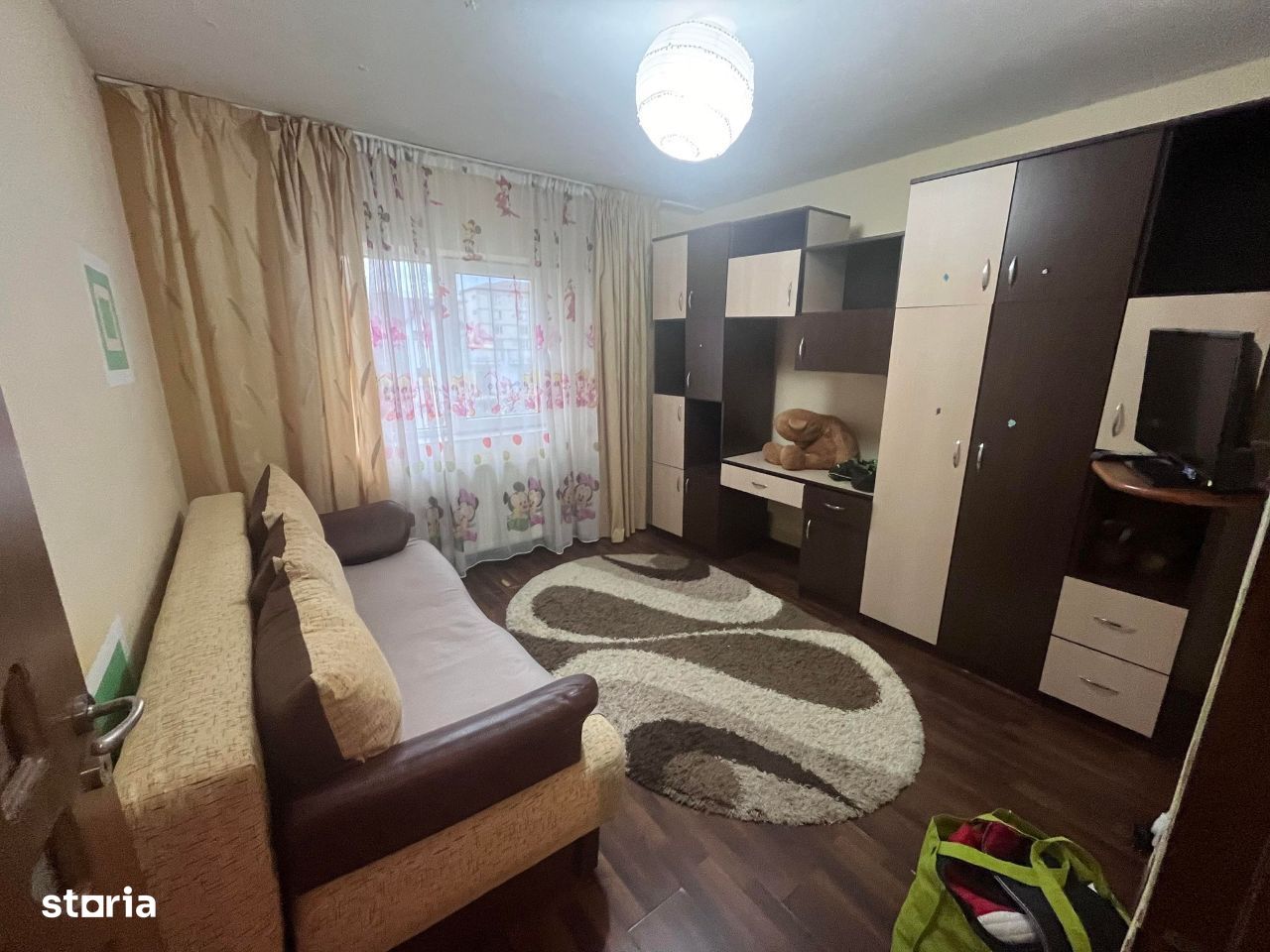 De vanzare apartament cu 2 camere ultracentral Str. Crisan Et. 3