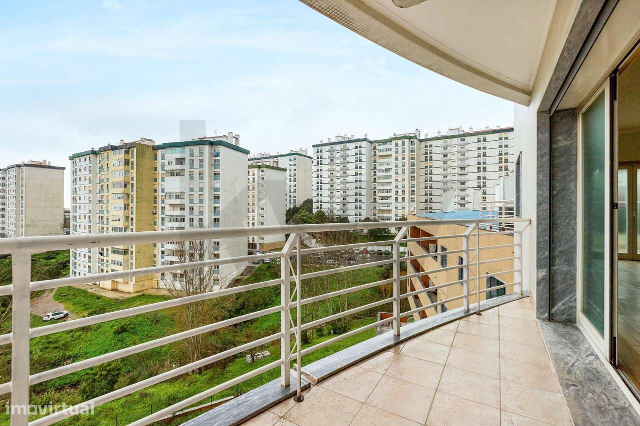 Apartamento T3 | Com Varandas em Condomínio Privado | Paço de Arcos-7