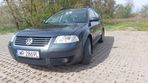 Volkswagen Passat 1.9 TDI Highline - 1