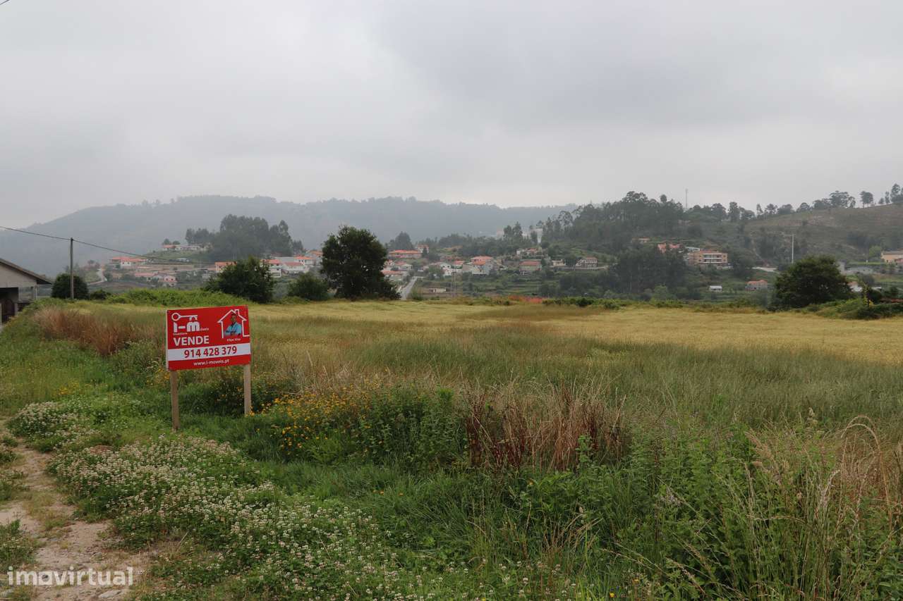 Lote de Terreno  Venda em Lustosa e Barrosas (Santo Estêvão),Lousada - Grande imagem: 2/6