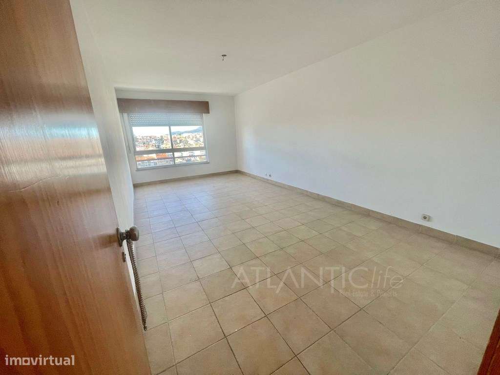 Apartamento T2 em Algueirão-Mem Martins - Excelente Localização - Grande imagem: 4/11