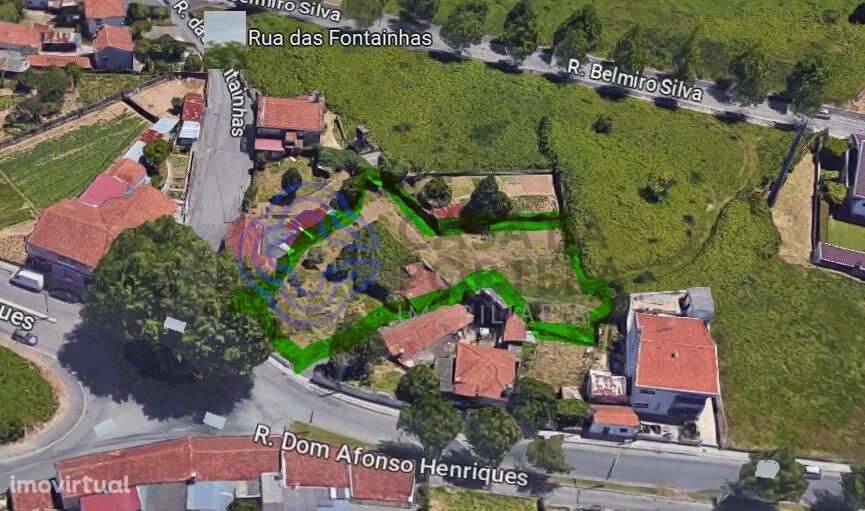 Terreno com 1181 M2 centro de S. João da Madeira  - Fontainhas