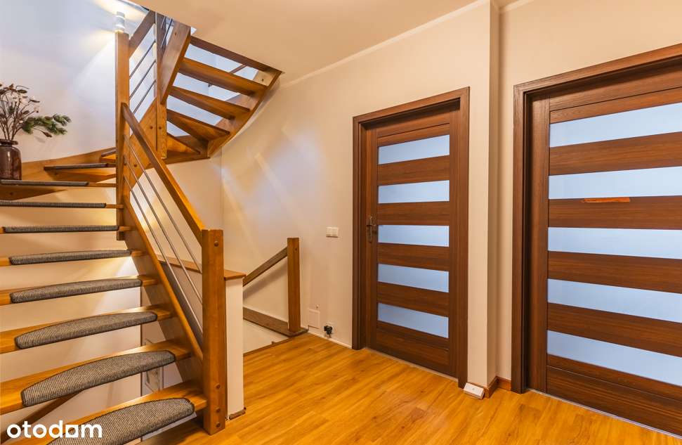 MIRKÓW  Szereg z garażem 178m2  GOTOWY DO WPROWADZENIA-11