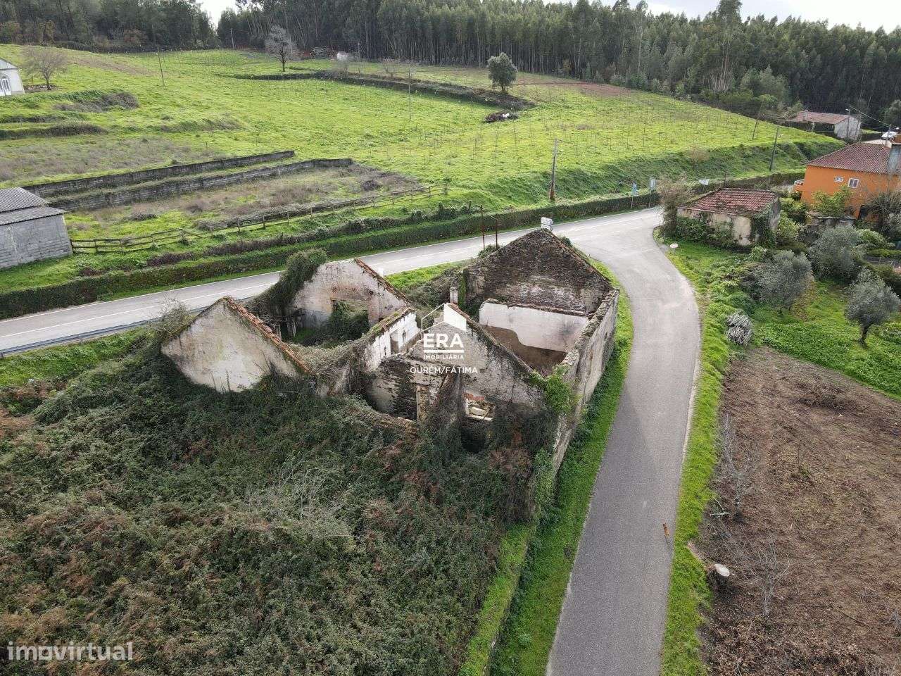 Terreno com Ruina, Ferreira do Zezere - Grande imagem: 5/17