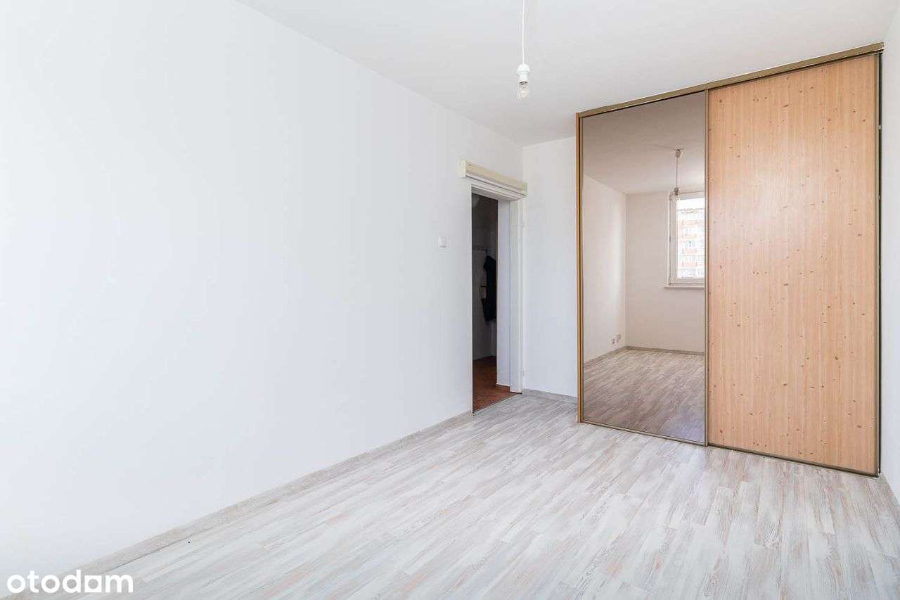 2 pok | przestronny układ | balkon | świetna lokal-12