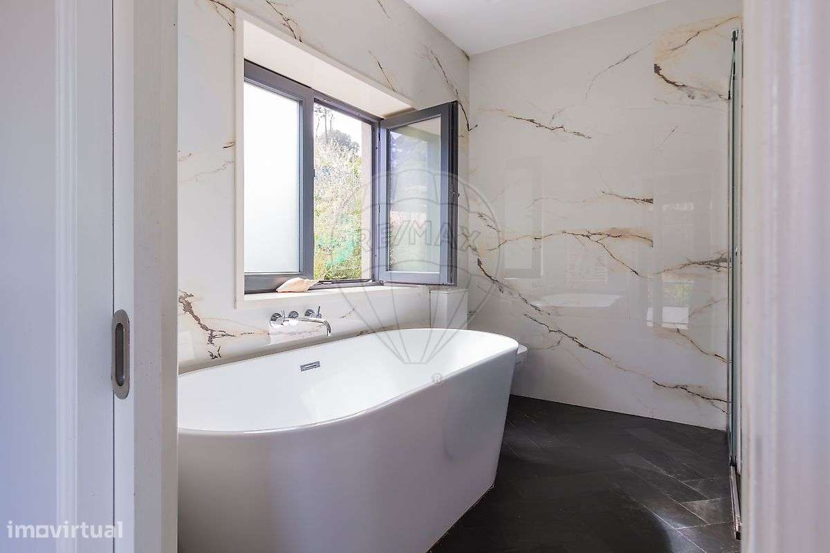 Moradia T5 para venda-18