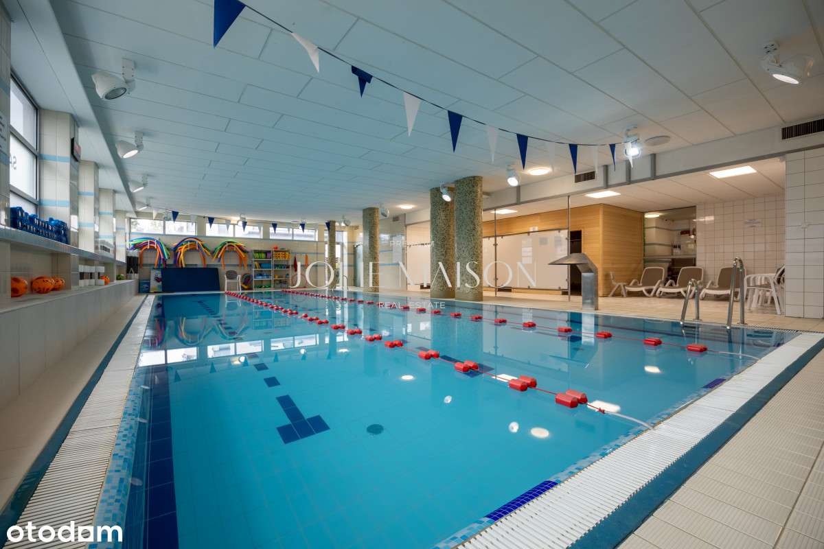 Basen w budynku, dużą część dzienna, ogródek 45m2.-3