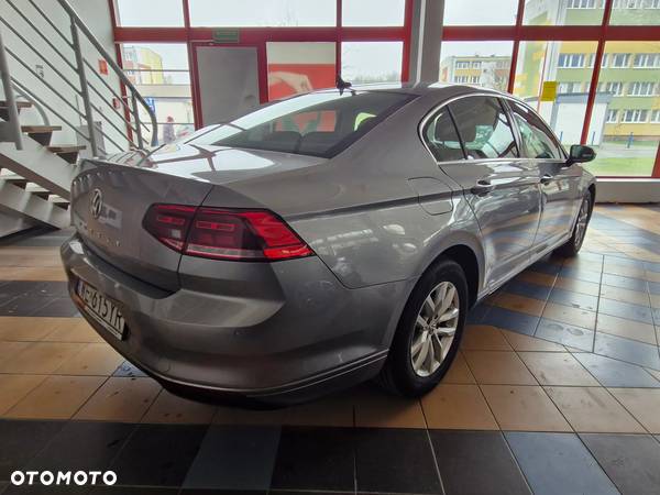 Volkswagen Passat 1.5 TSI EVO Business - 6