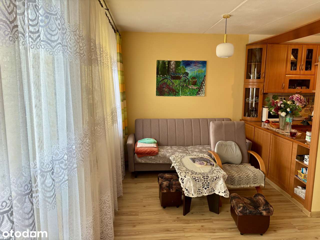 3 pokoje ul. Turystyczna. Łazienka po remoncie. Do zamieszkania. - Pełny obrazek: 1/6