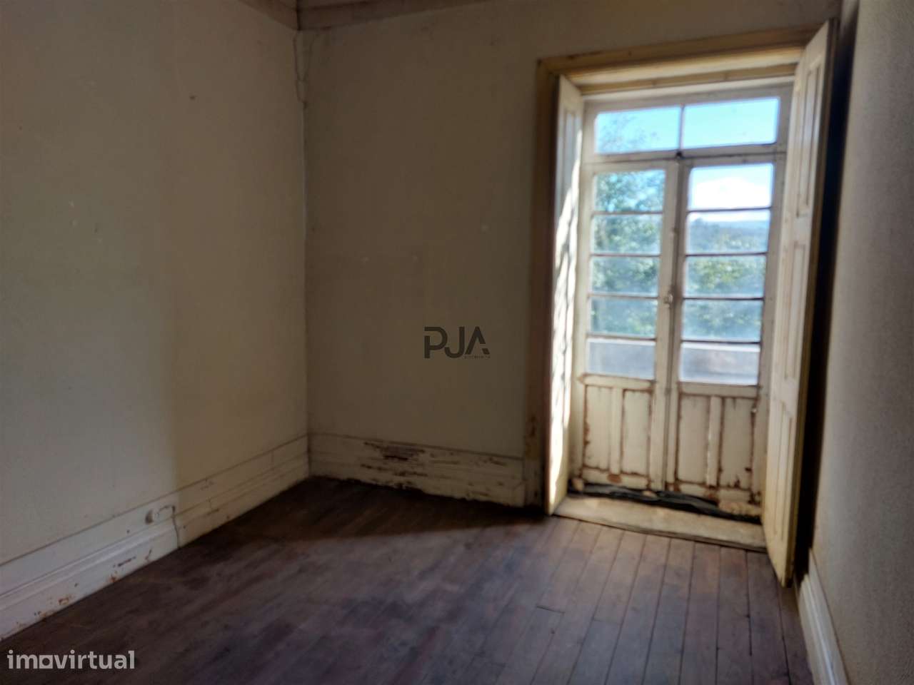 Moradia Rústica T5 em Fornos de Algodres - Grande imagem: 4/24