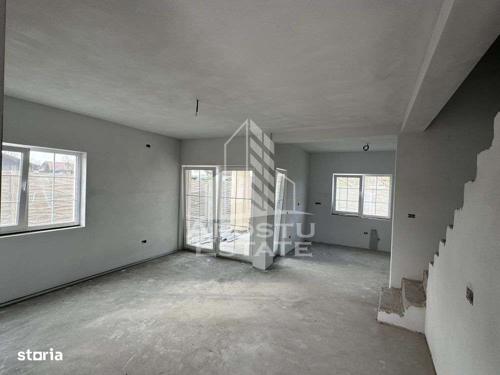 Duplex despartit prin camera tehnica in Mosnita Noua - Imagine principală: 1/3