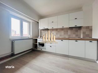 Apartament cu 2 camere renovat, Centru