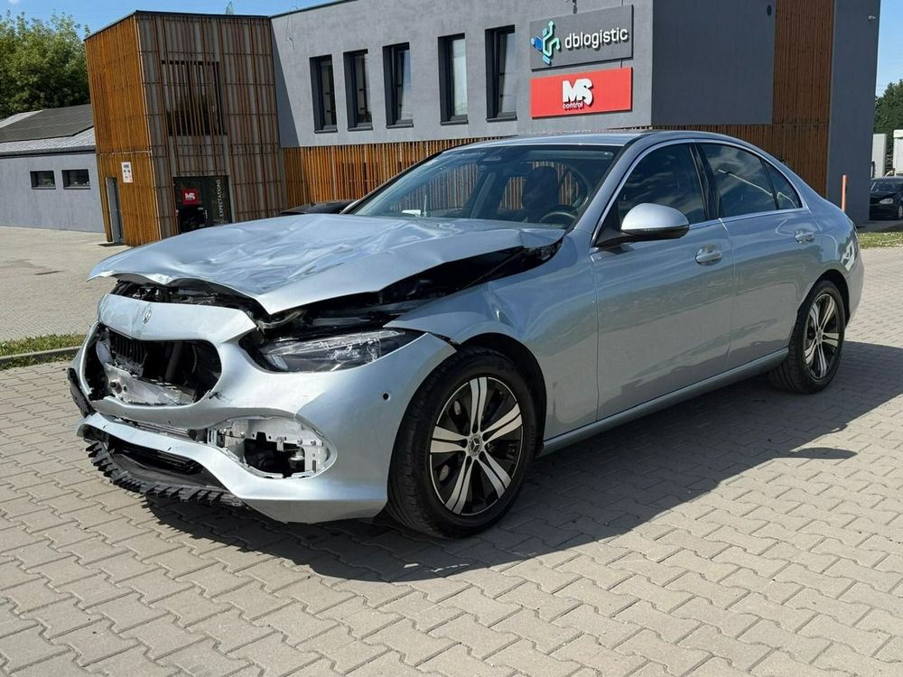 Mercedes-Benz C W206 (2021-) 200 mHEV 4-Matic Avantgarde 2022