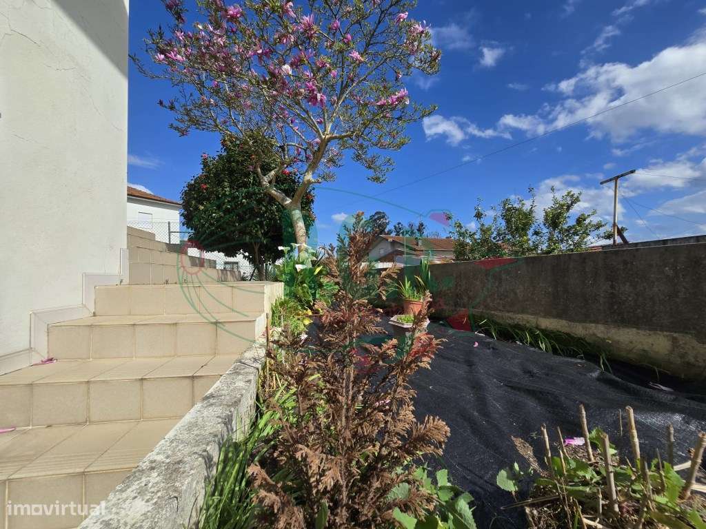 MORADIA T3 | 4 FRENTES | SÃO COSME-52