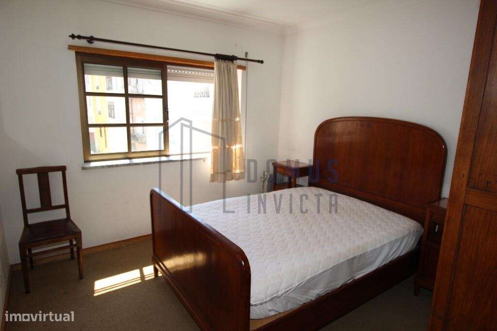 Apartamento T3 em plena Av Cidade de Zamora com vista do Castelo de Br-16