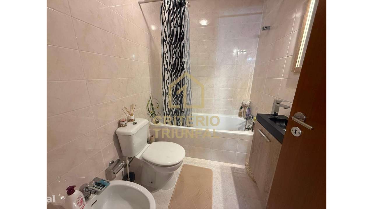 Apartamento T2 em Gandra, Paredes-5
