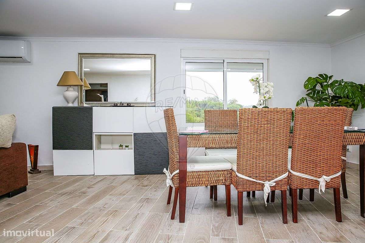 Moradia T4 para venda-4