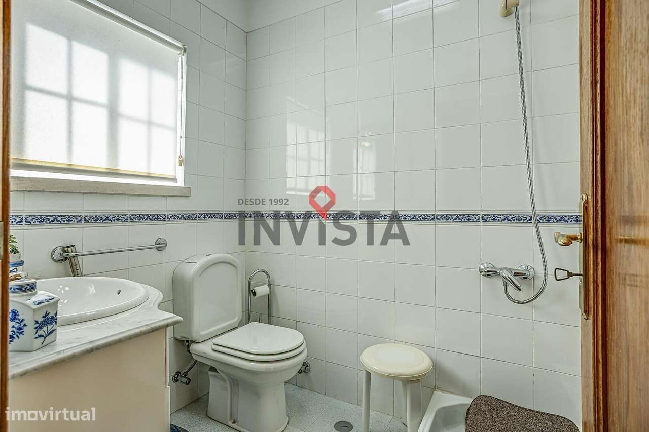 Moradia T3 com garagem para três carros-26