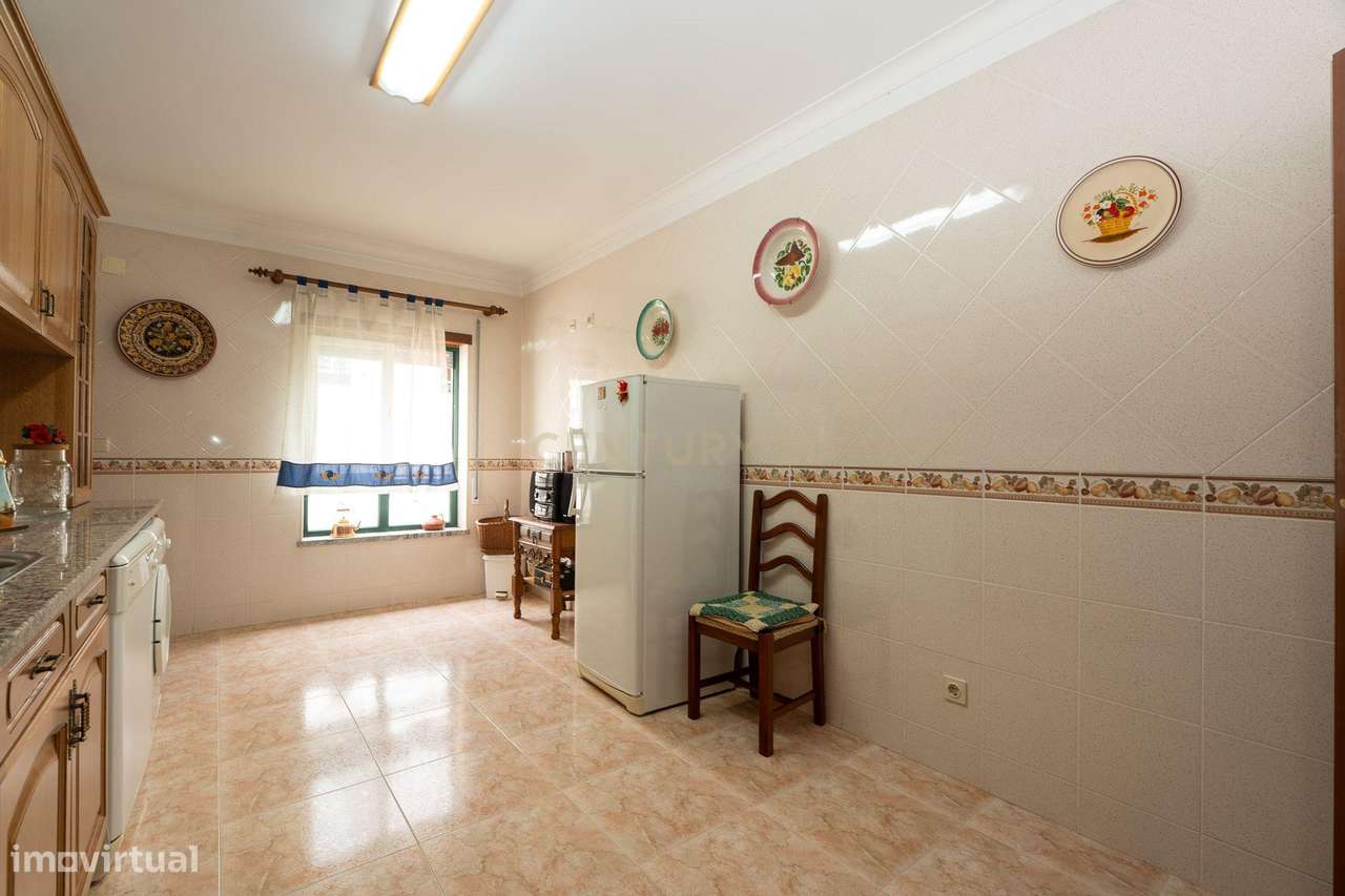 ** Excelente Apartamento T2 - Vista Rio - Centro do Montijo **-11