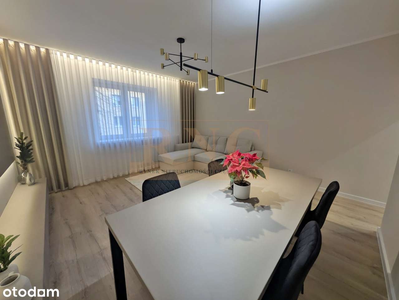 2. piętro | Generalny remont | Garderoba  | ul. Sobieskiego-4