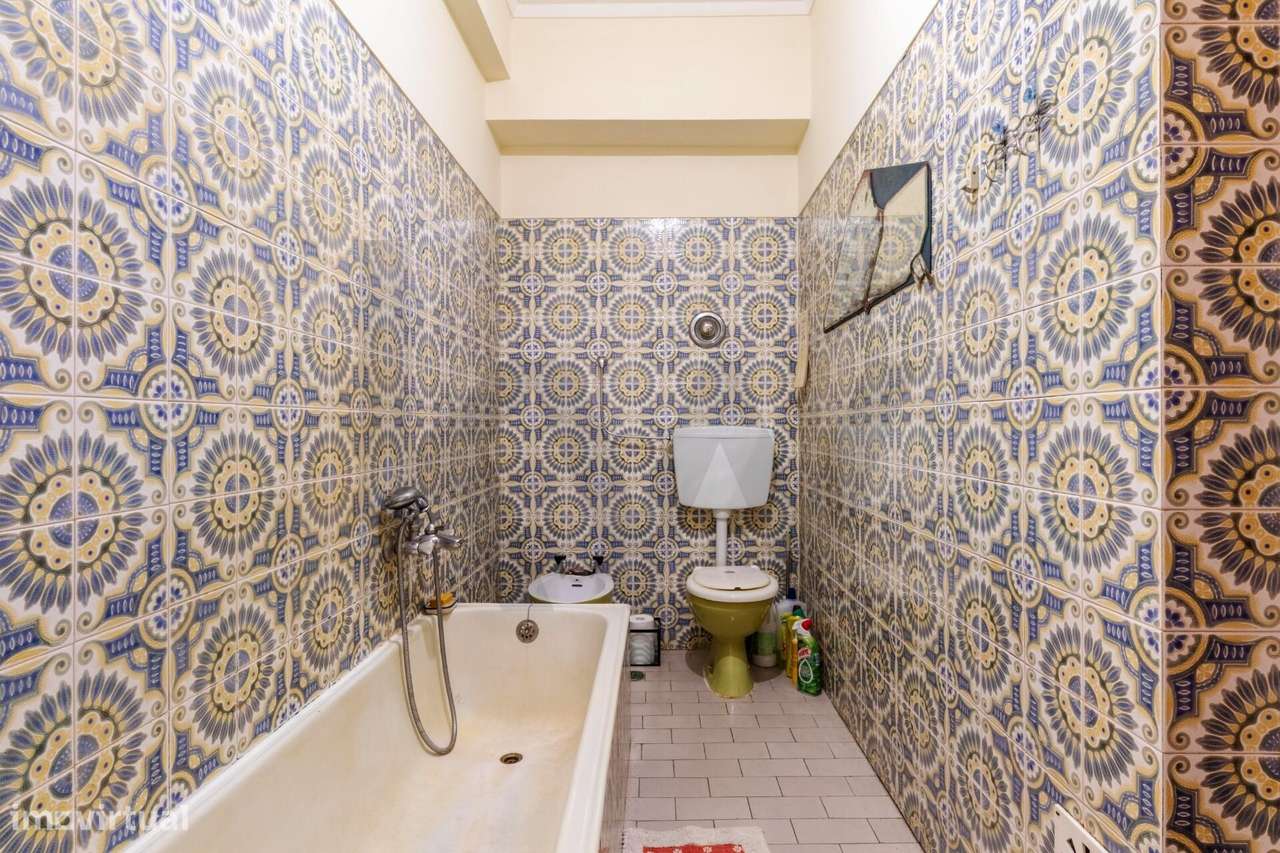 T1 para Venda em Rio de Mouro | Próximo da Estação e Serviços-13