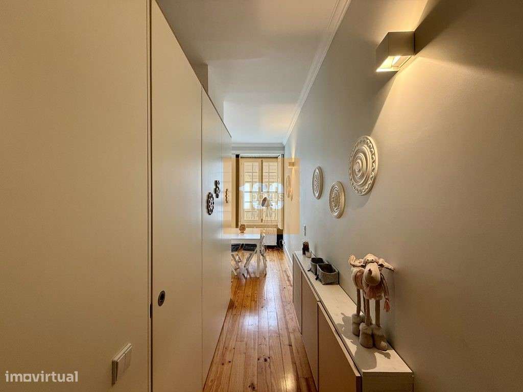 T0+1 junto à Praça Carlos Alberto - Grande imagem: 5/25