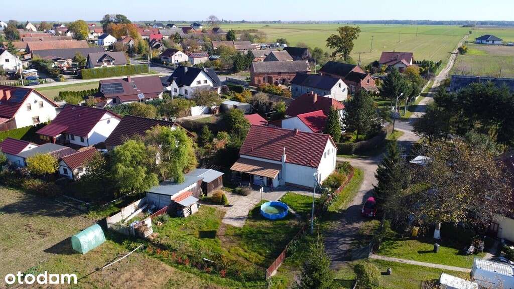 Wolnostojący dom z 19-arową działką-7