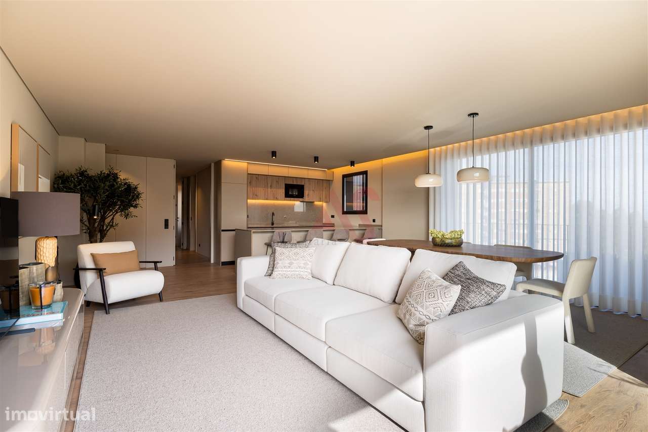 Apartamento T2 Inserido No Empreendimento Santos Silva Em Vila Nova De