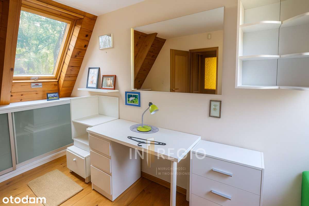 Dom z ogrodem, garażem i basenem – Rydzynki-8