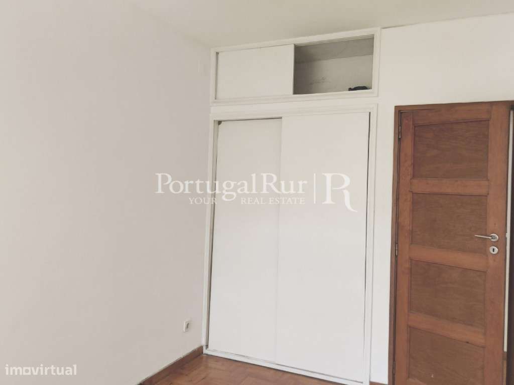 Apartamento T3 projecto Fernando Távora em Ramalde-17